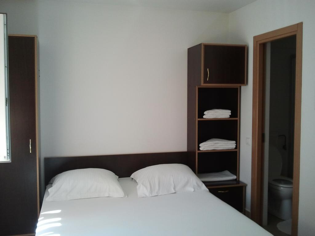 Jr Motel Otopeni Room photo